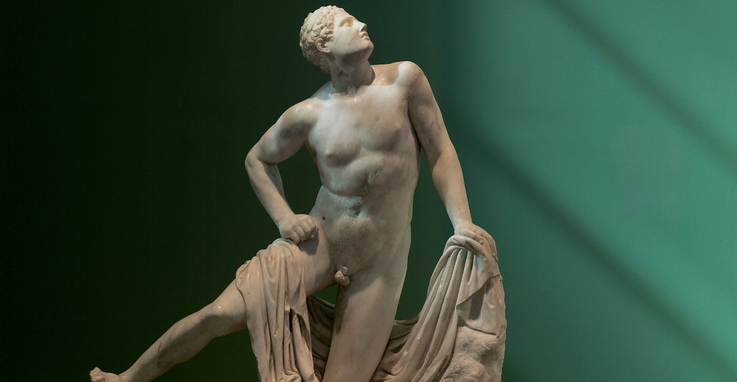 Musei Capitolini, Centrale Montemartini, Statua di Niobide ferito.